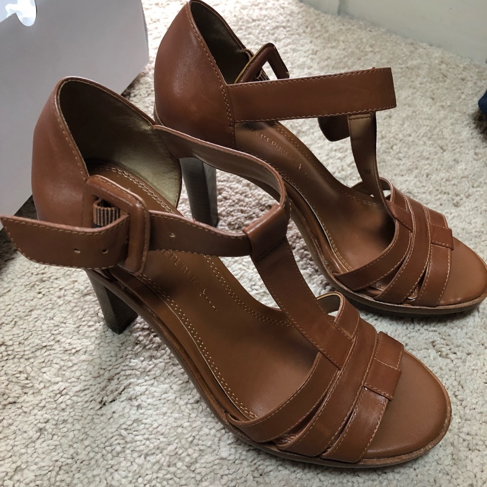 Banana Republic Roia heel sandal tan 6